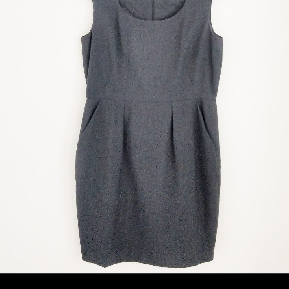 Calvin Klein sleeveless sheath knee length dress